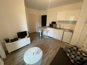 Gredi, Appt avec parking et terrasse à Caen